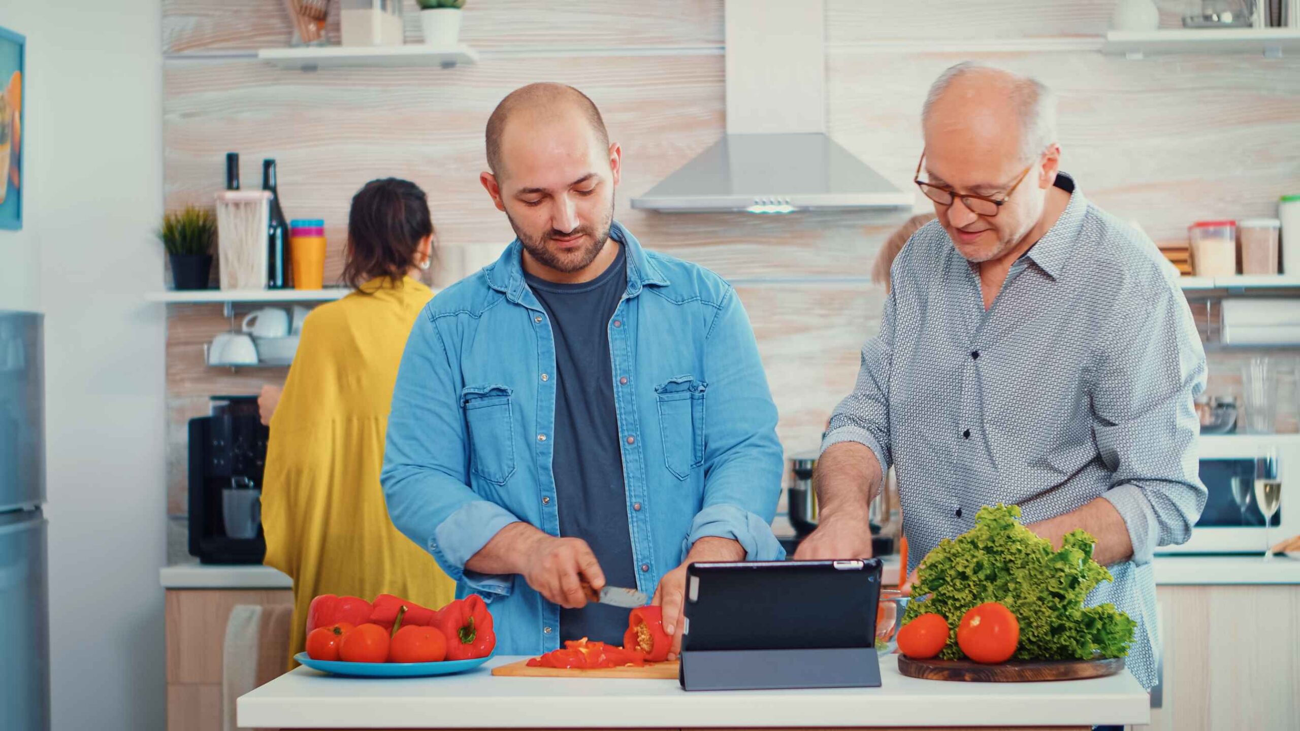 Choose a Senior Nutritionist or Dietitian